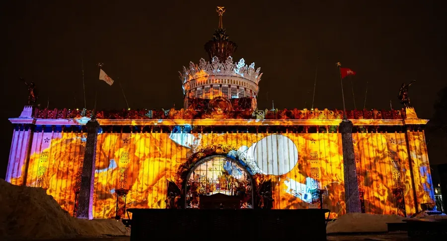 “Constructivism” mapping show